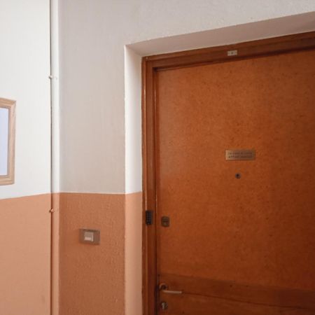 La Casa Di Lucia Appartamento Novara Esterno foto