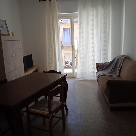 La Casa Di Lucia Appartamento Novara Esterno foto