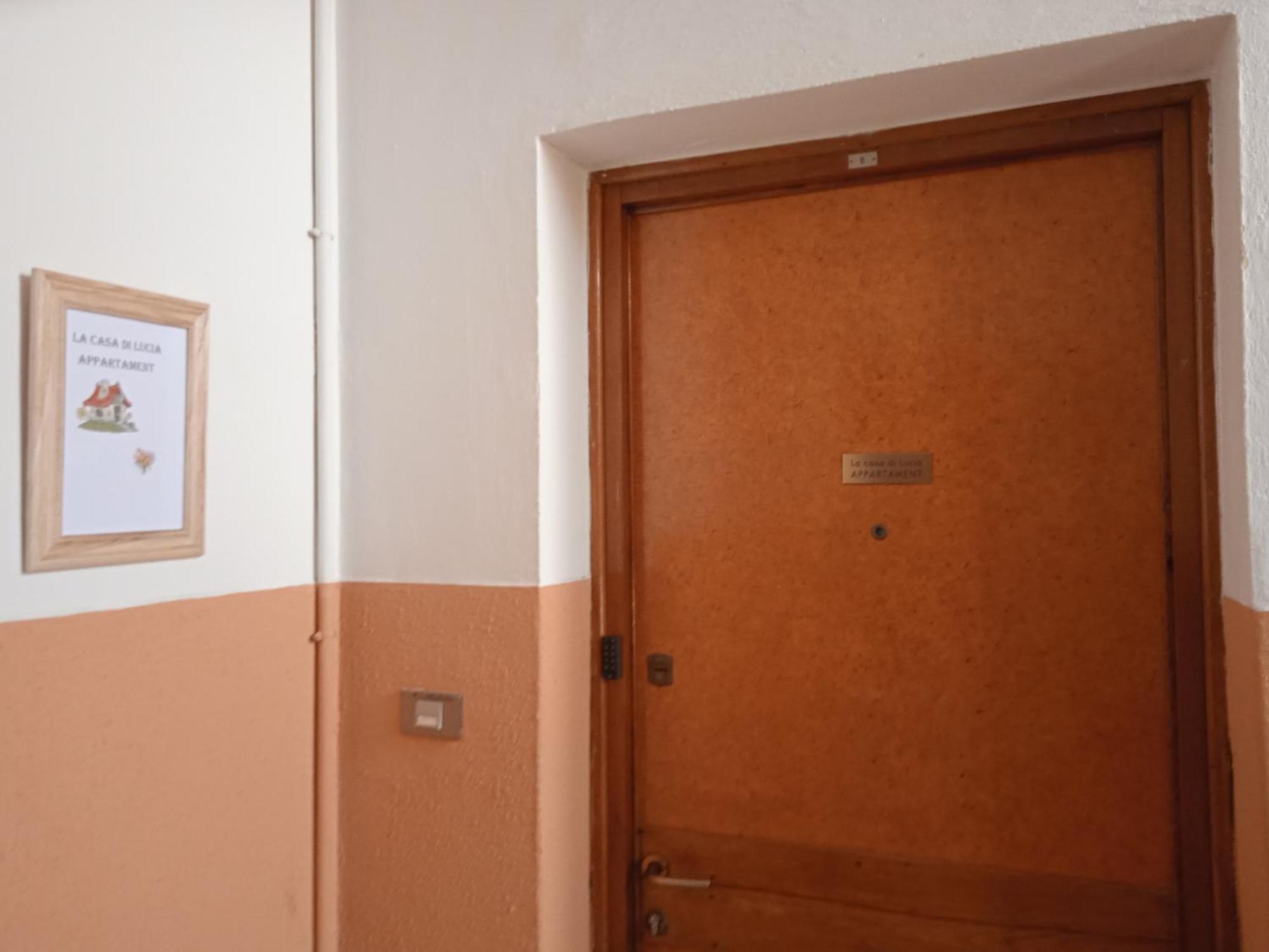 La Casa Di Lucia Appartamento Novara Esterno foto
